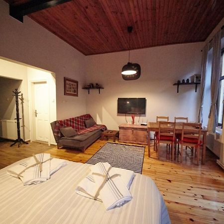 Studio At The Heart Of Taksim Apartamento Istambul Exterior foto