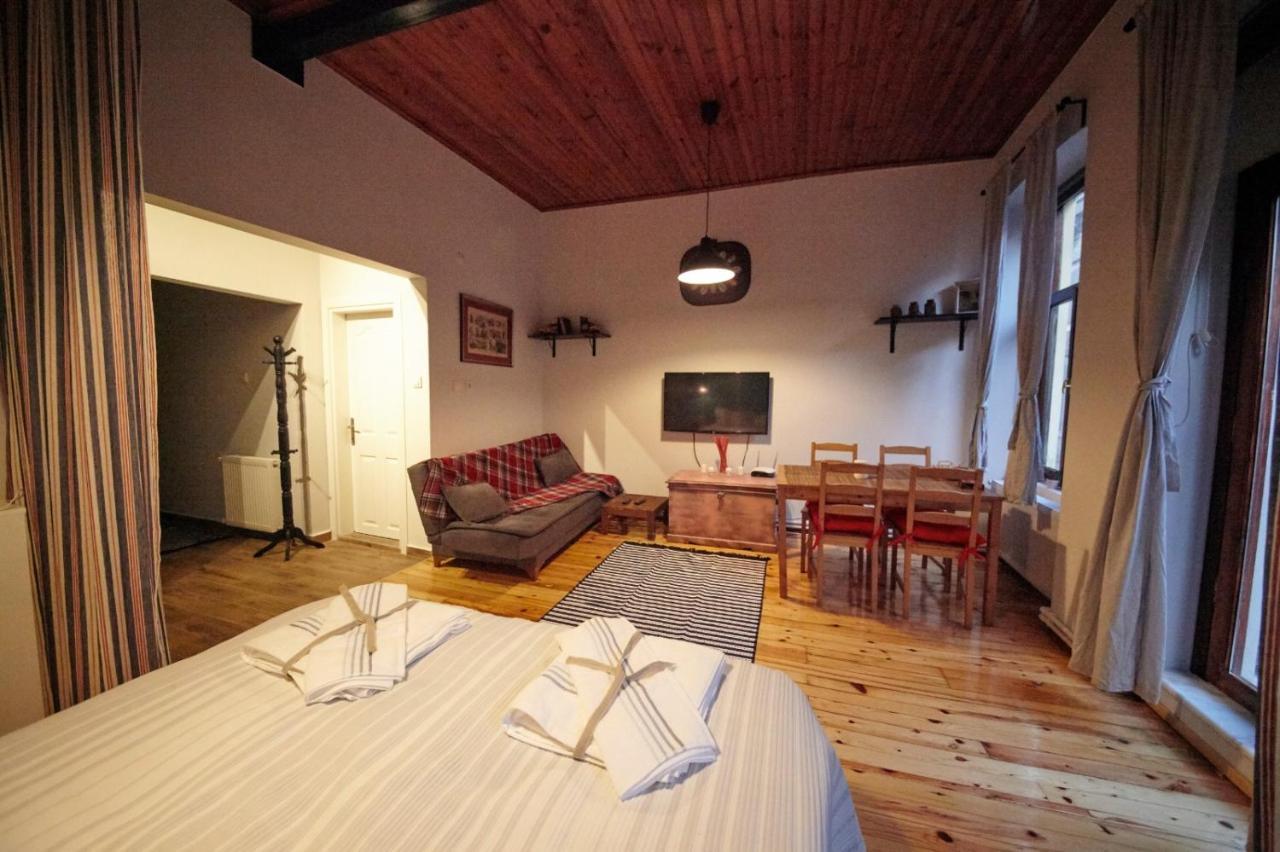 Studio At The Heart Of Taksim Apartamento Istambul Exterior foto