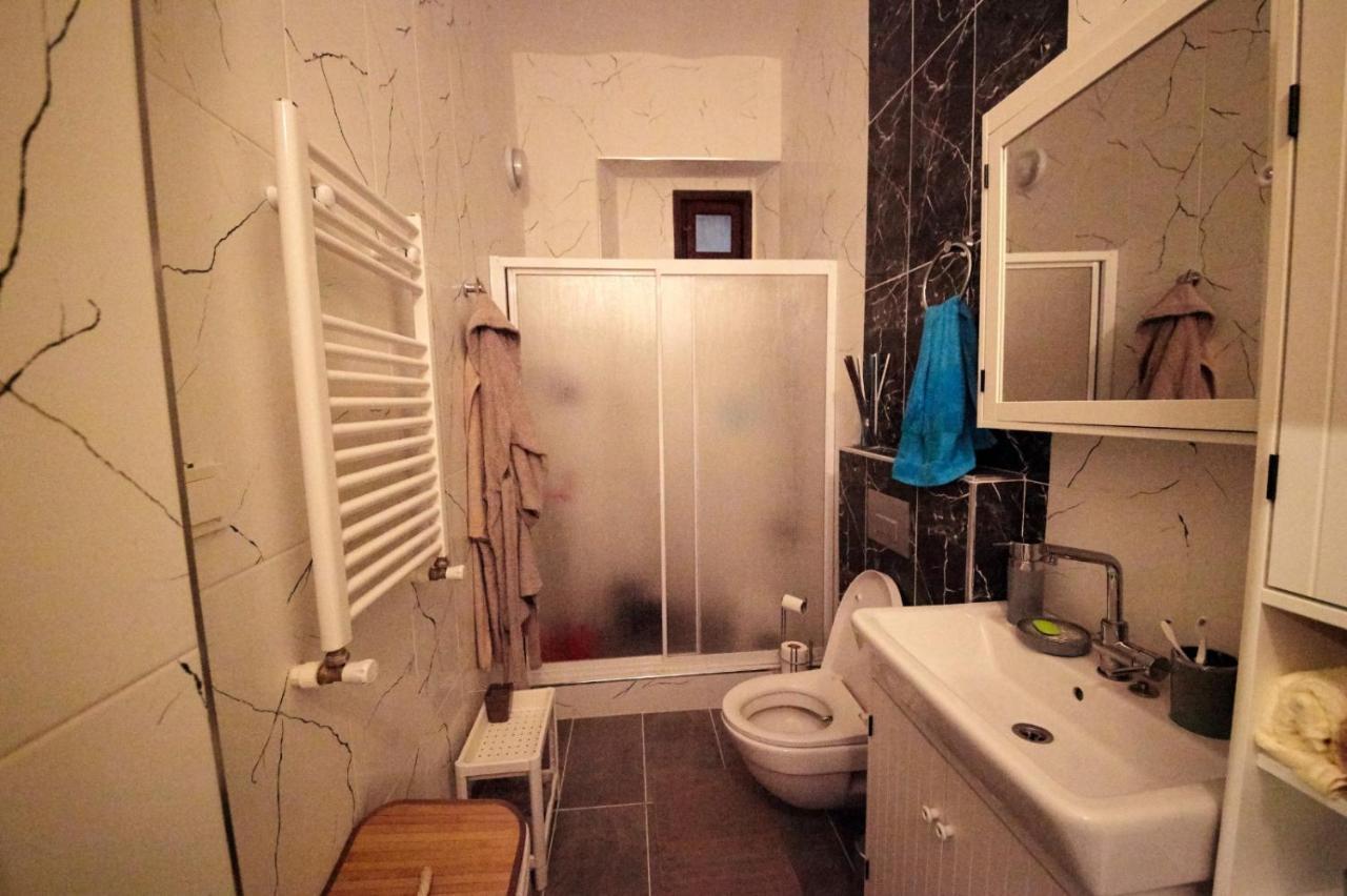 Studio At The Heart Of Taksim Apartamento Istambul Exterior foto